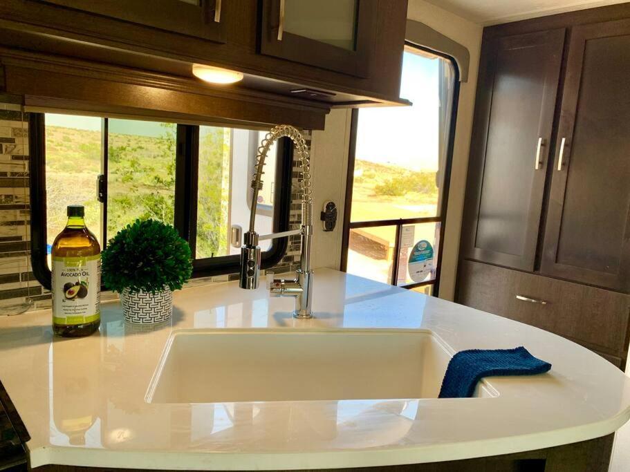 Jthavn Joshua Tree Desert Rv Stargazing Buitenkant foto